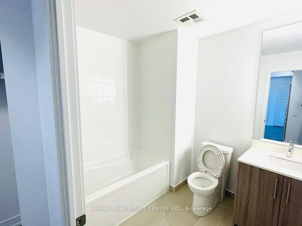 225 Veterans Dr, #404