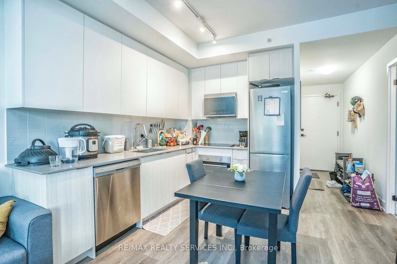2481 Taunton Rd, #603