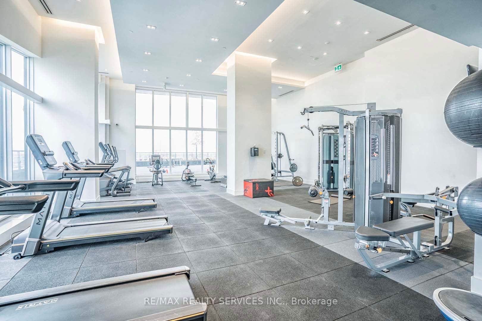 2481 Taunton Rd, #603