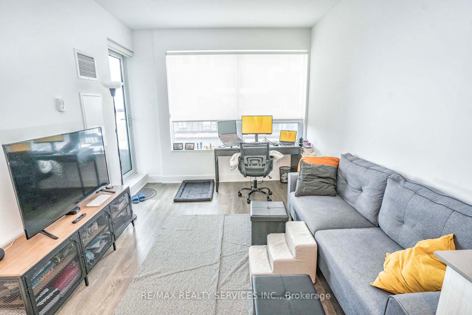 2481 Taunton Rd, #603