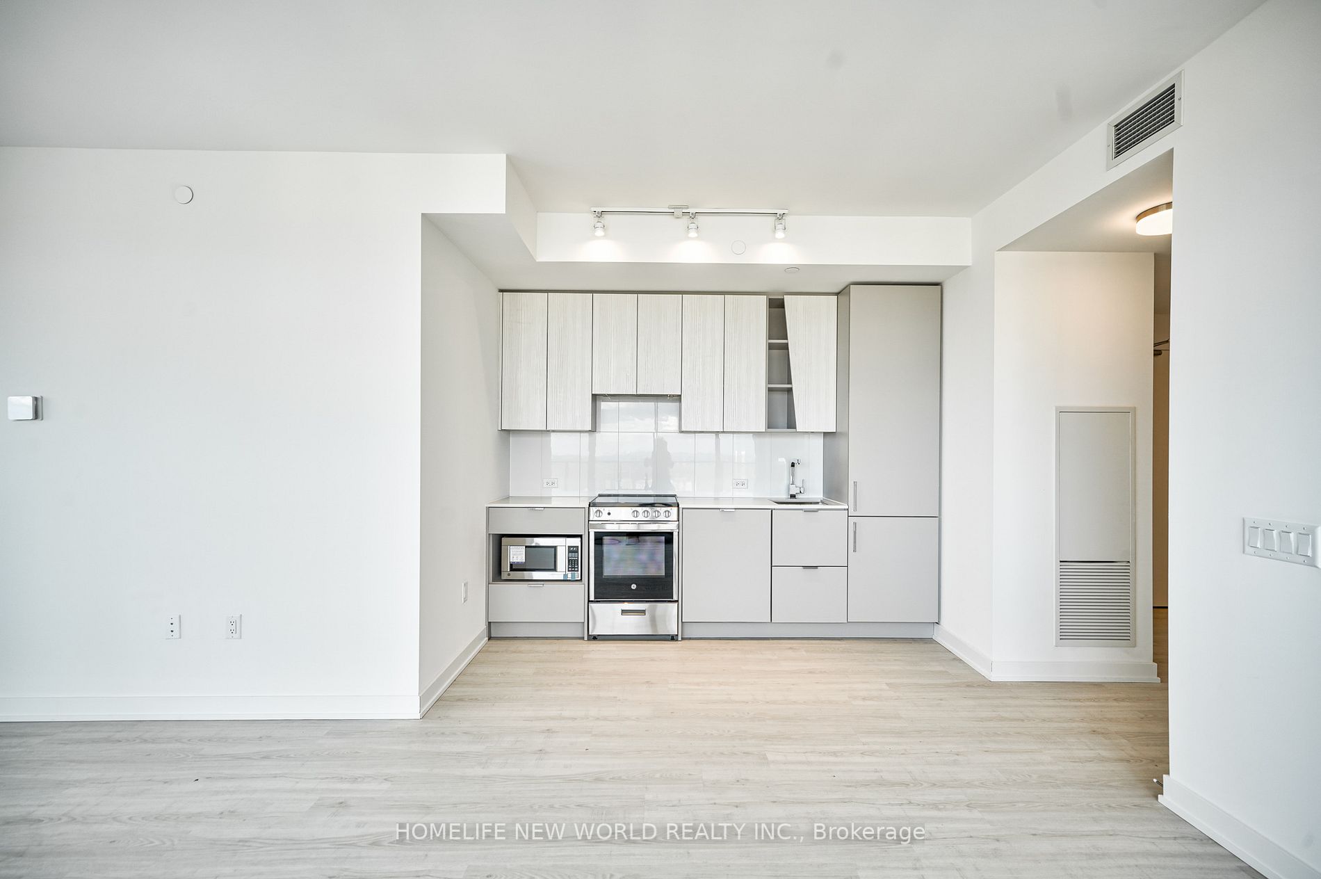3883 Quartz Rd, #5204