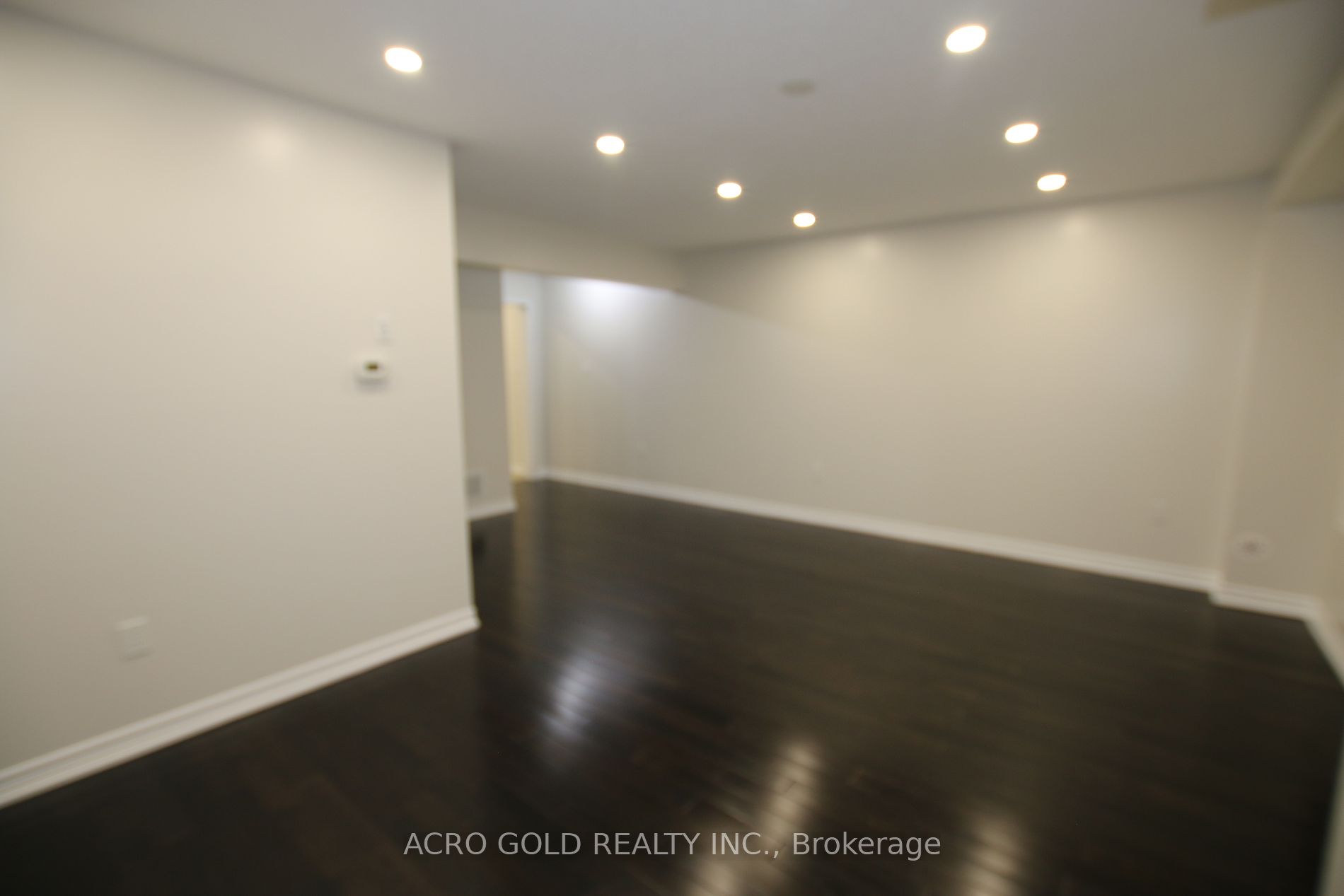 55 Mercedes Rd