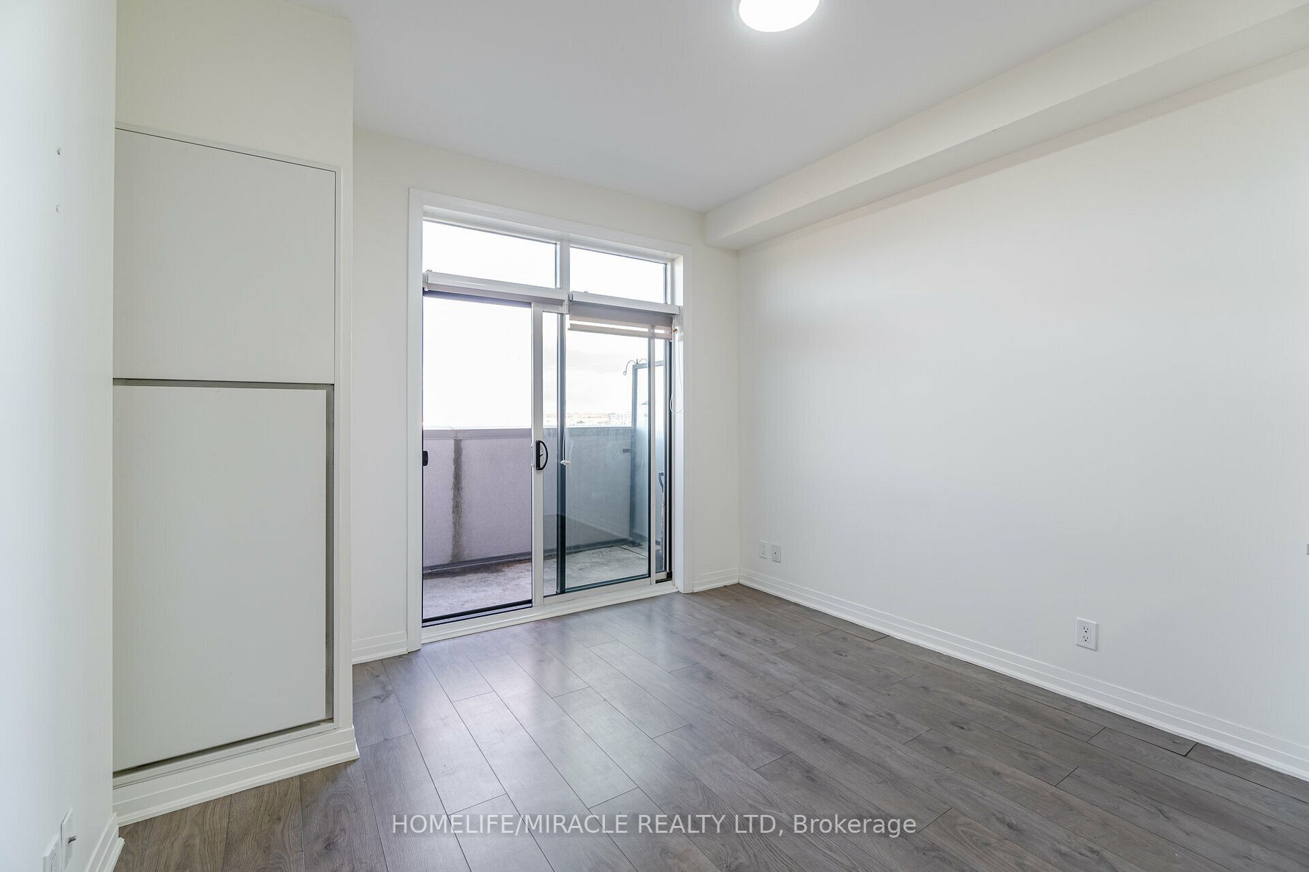 1105 Leger Way, #522