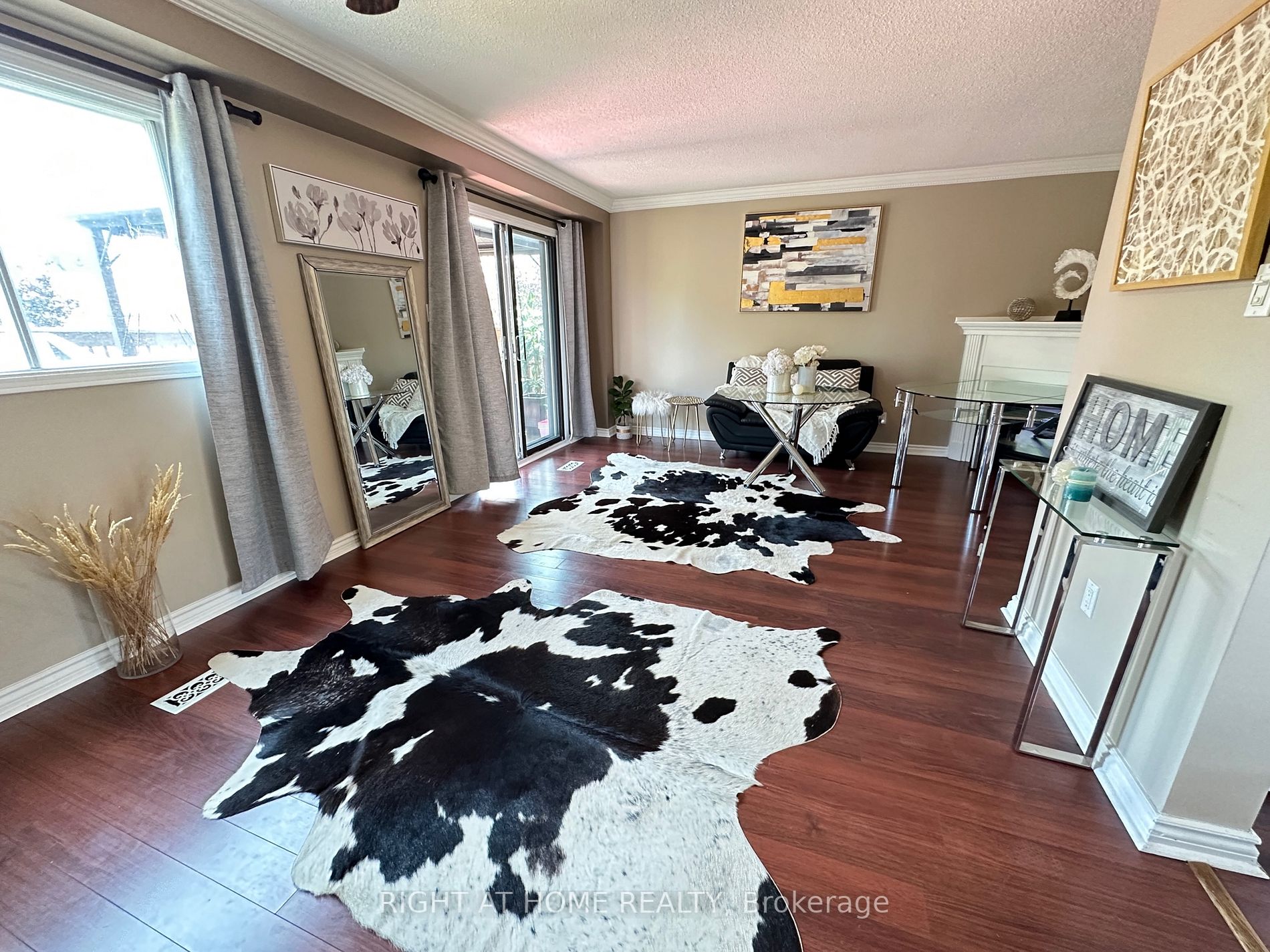 318 Hansen Blvd