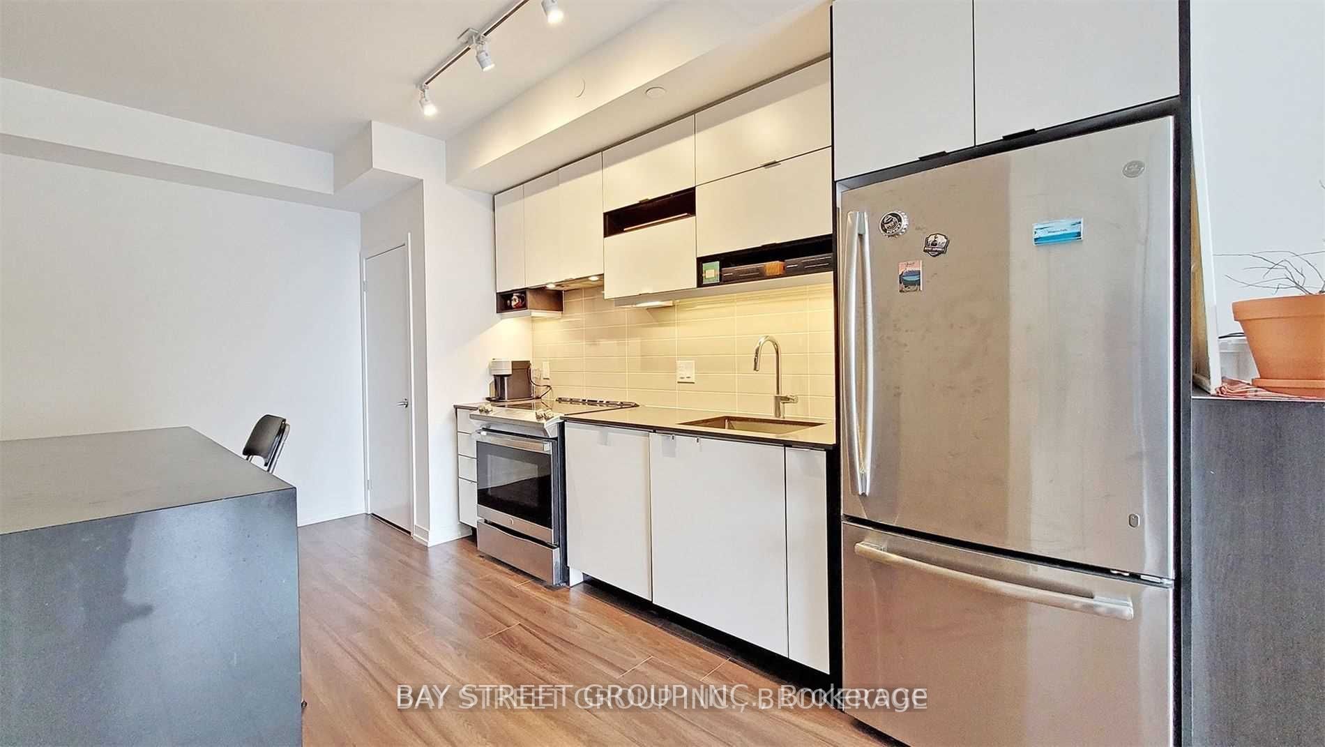 4065 Confederation Pkwy, #2911