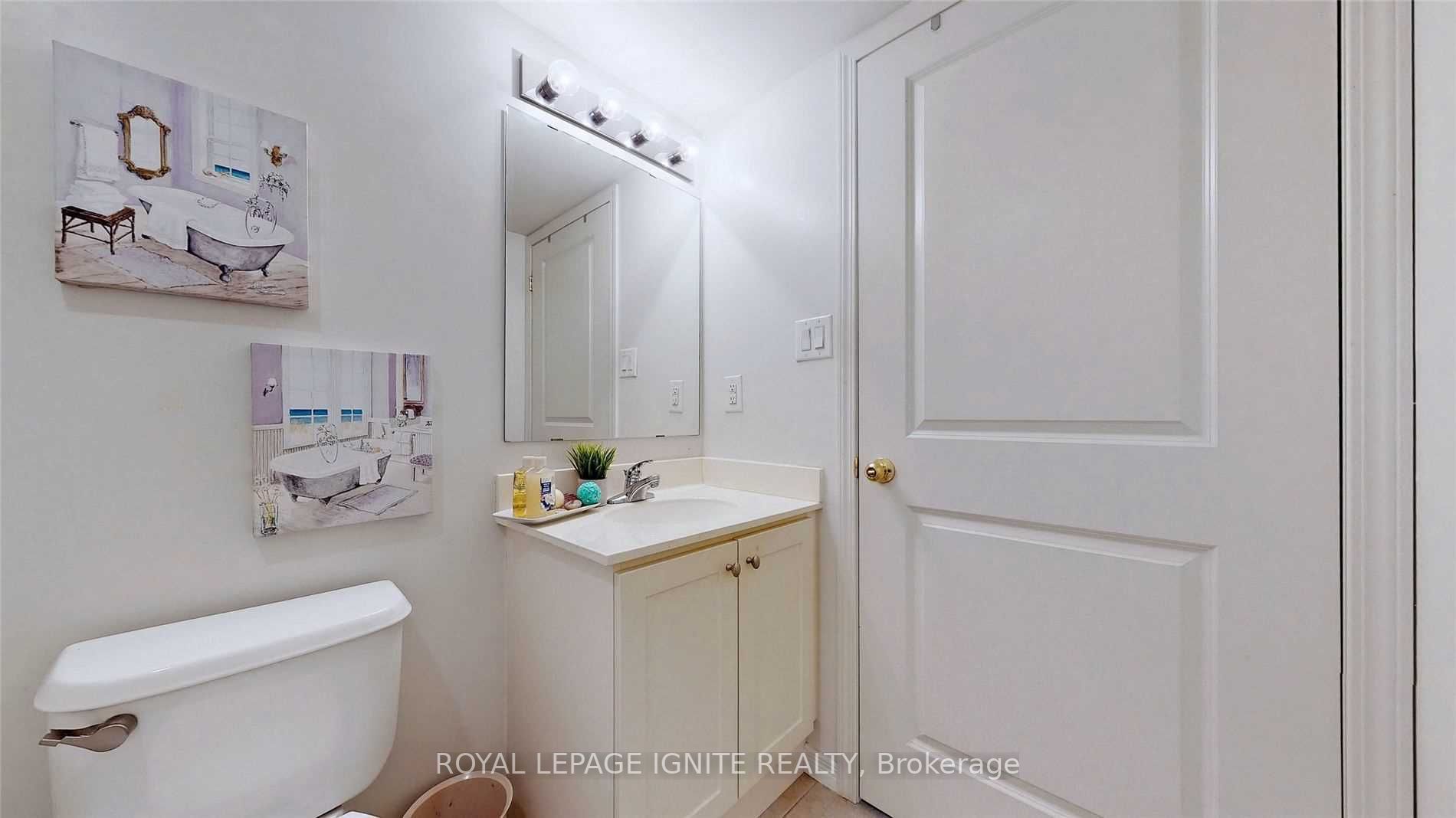 9 George St N, #1802