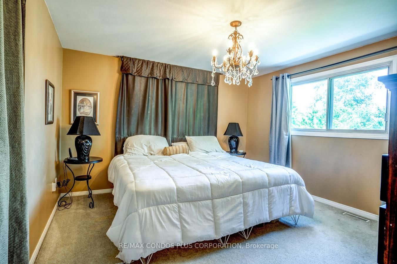 1689 Wembury Rd