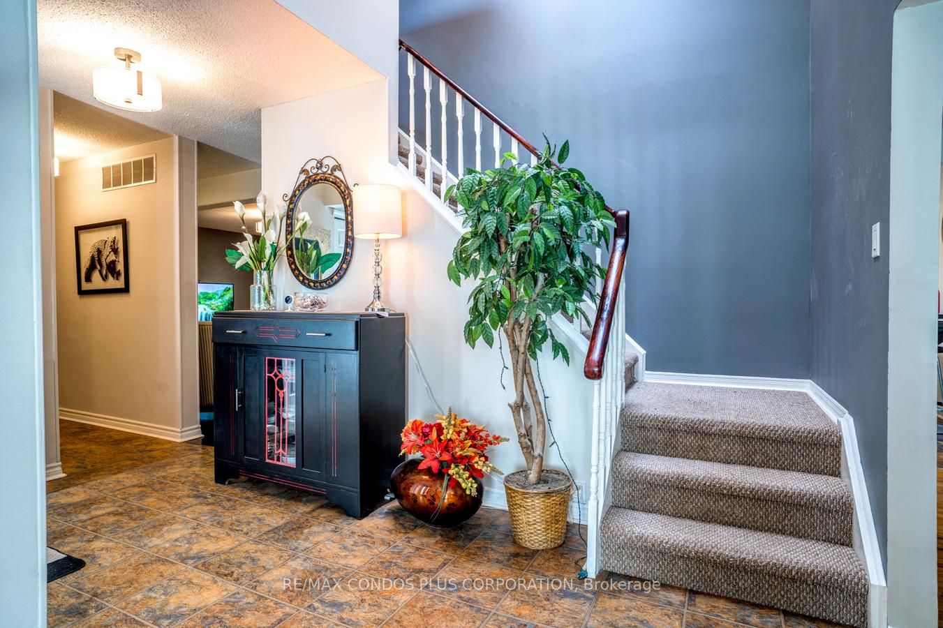 1689 Wembury Rd
