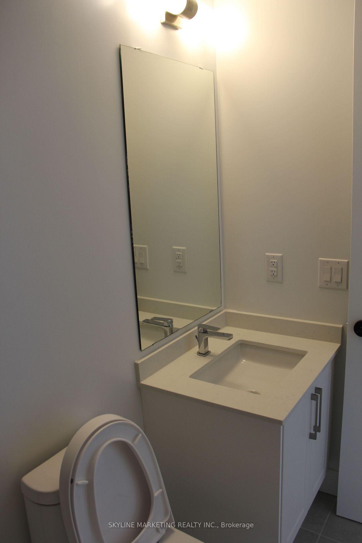 2450 Old Bronte Rd, #508
