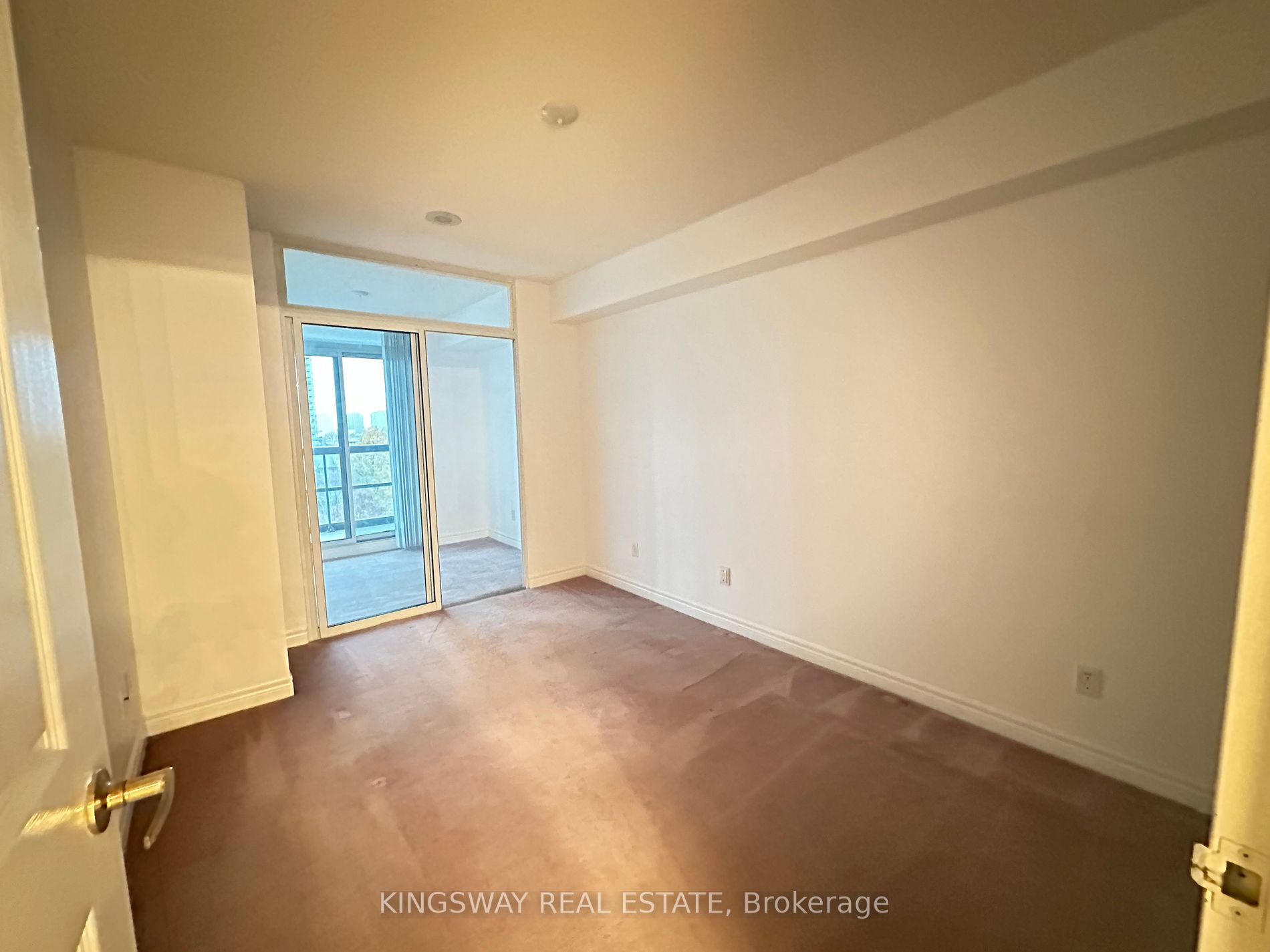 156 Enfield Pl, #709