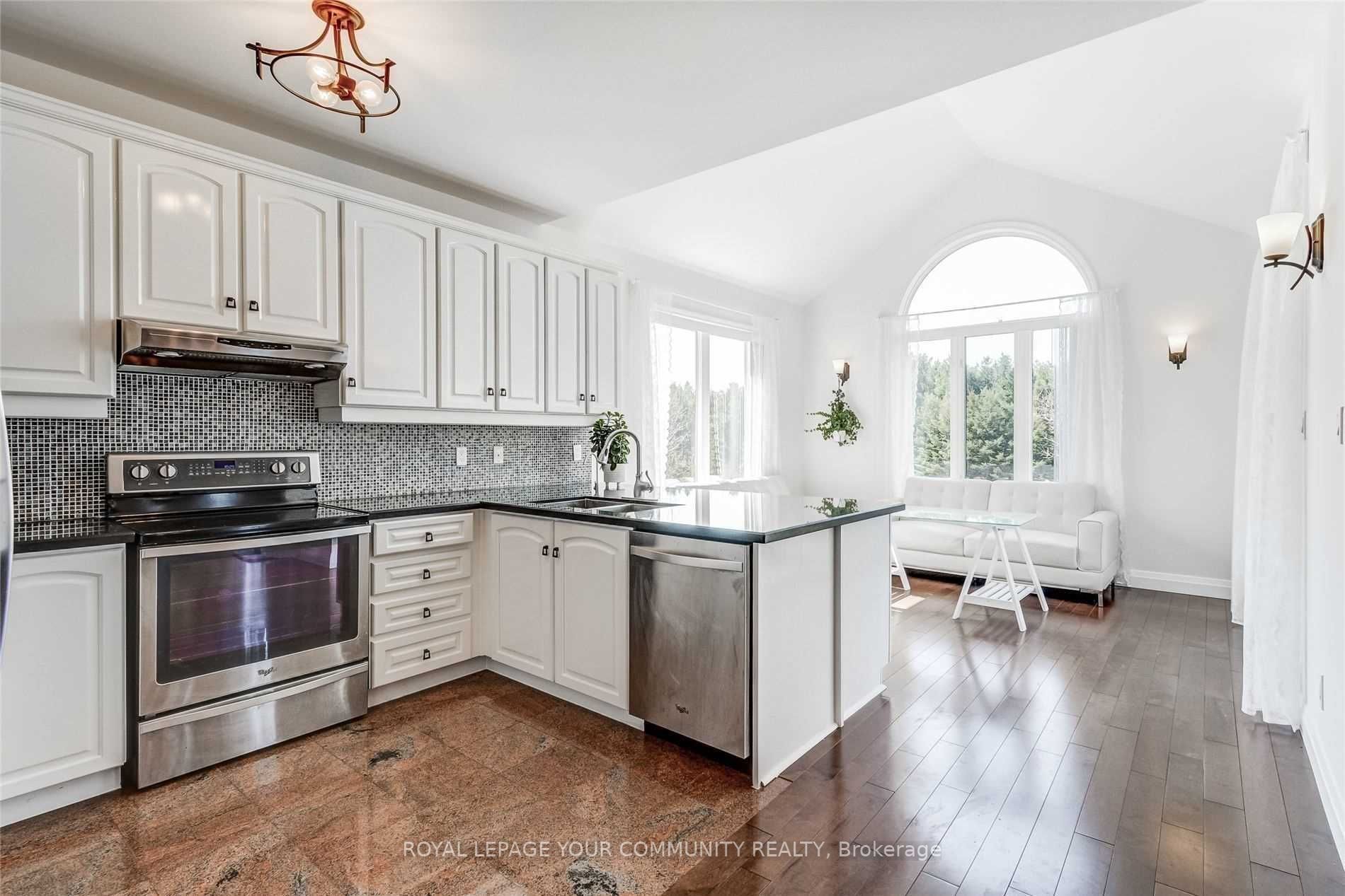 6 Tranquility Crt