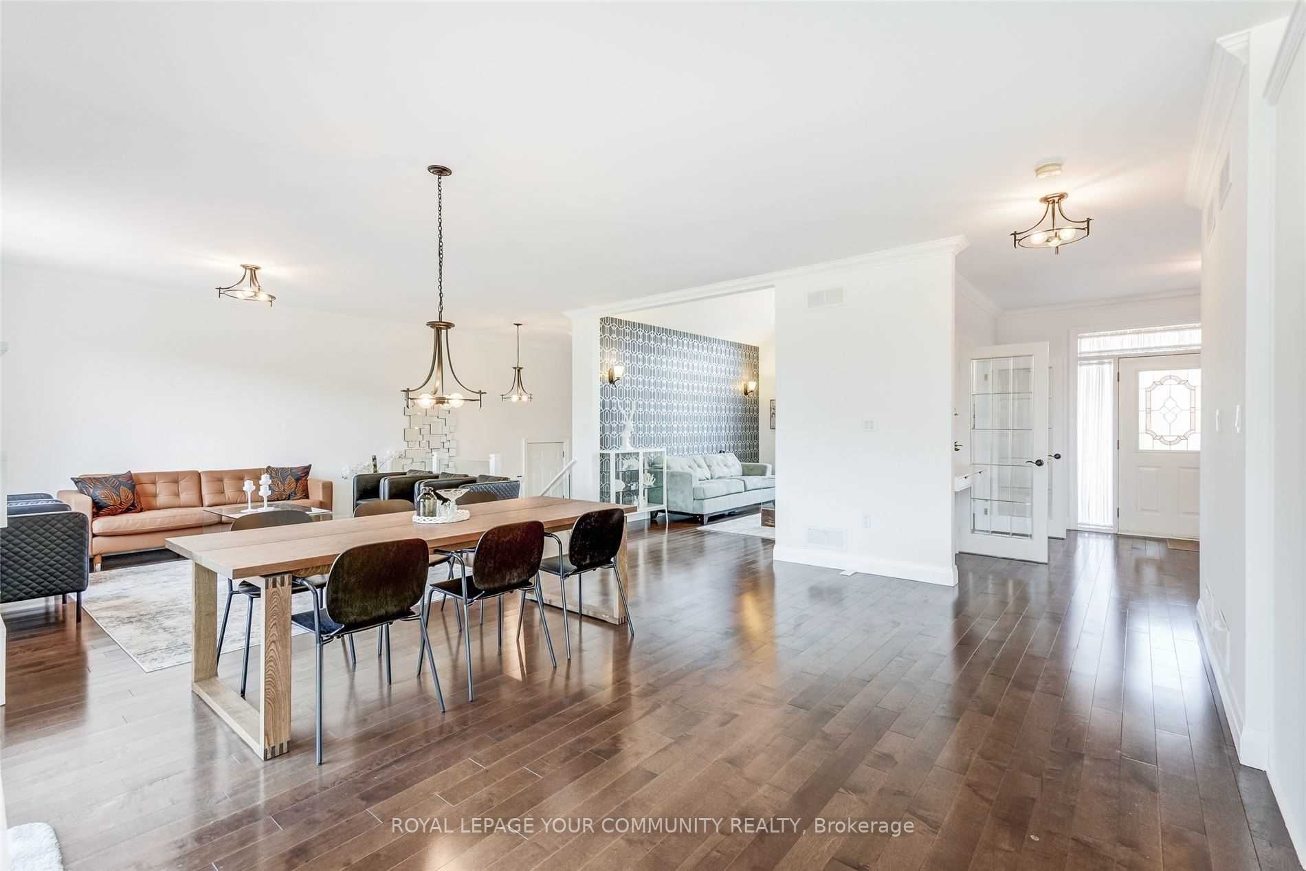 6 Tranquility Crt