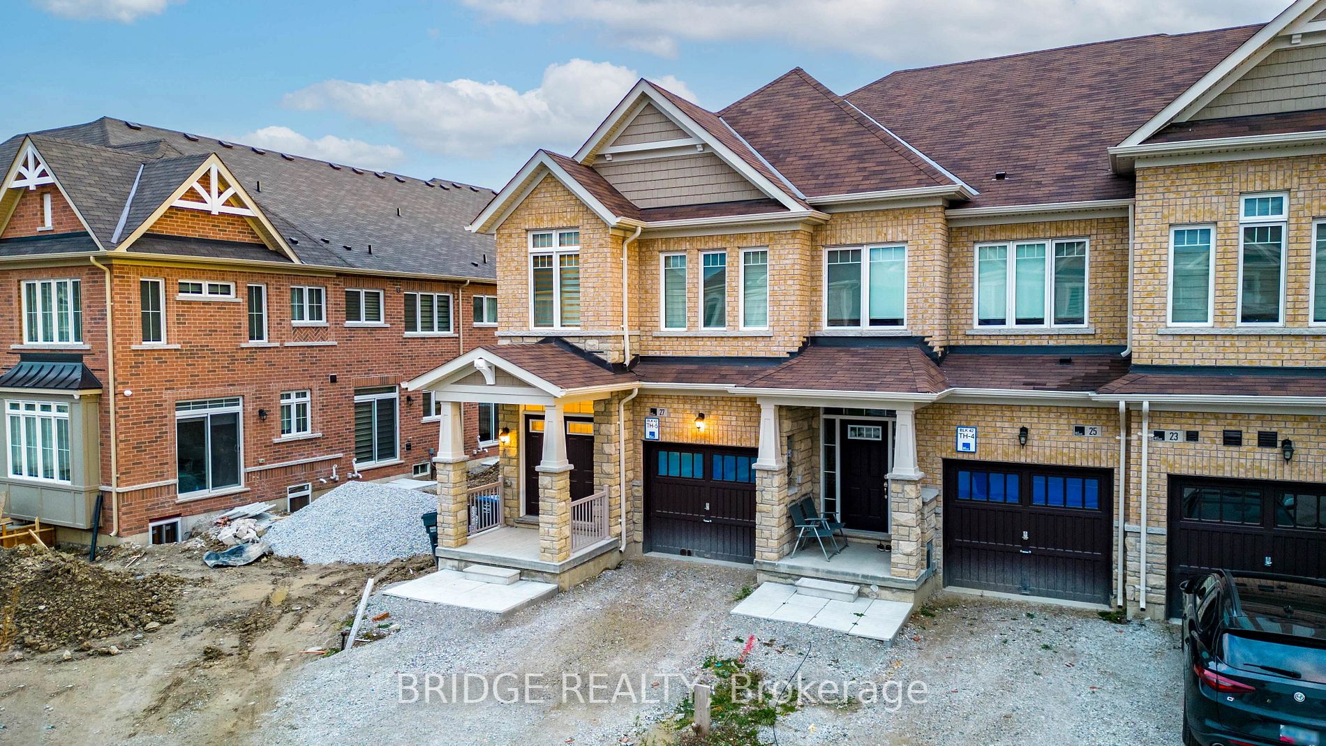 27 Royal Fern Cres S