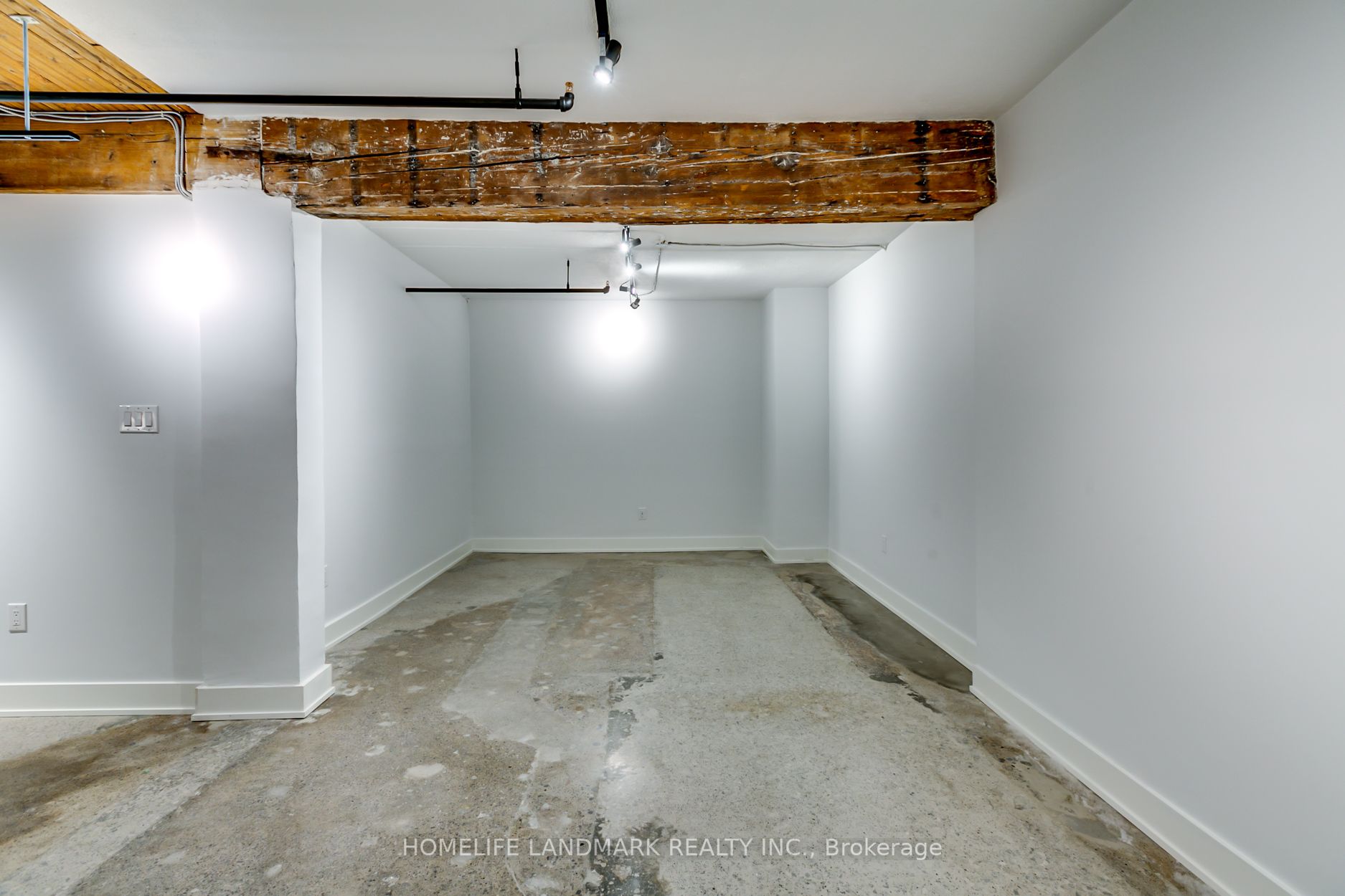 34 Noble St, #L102