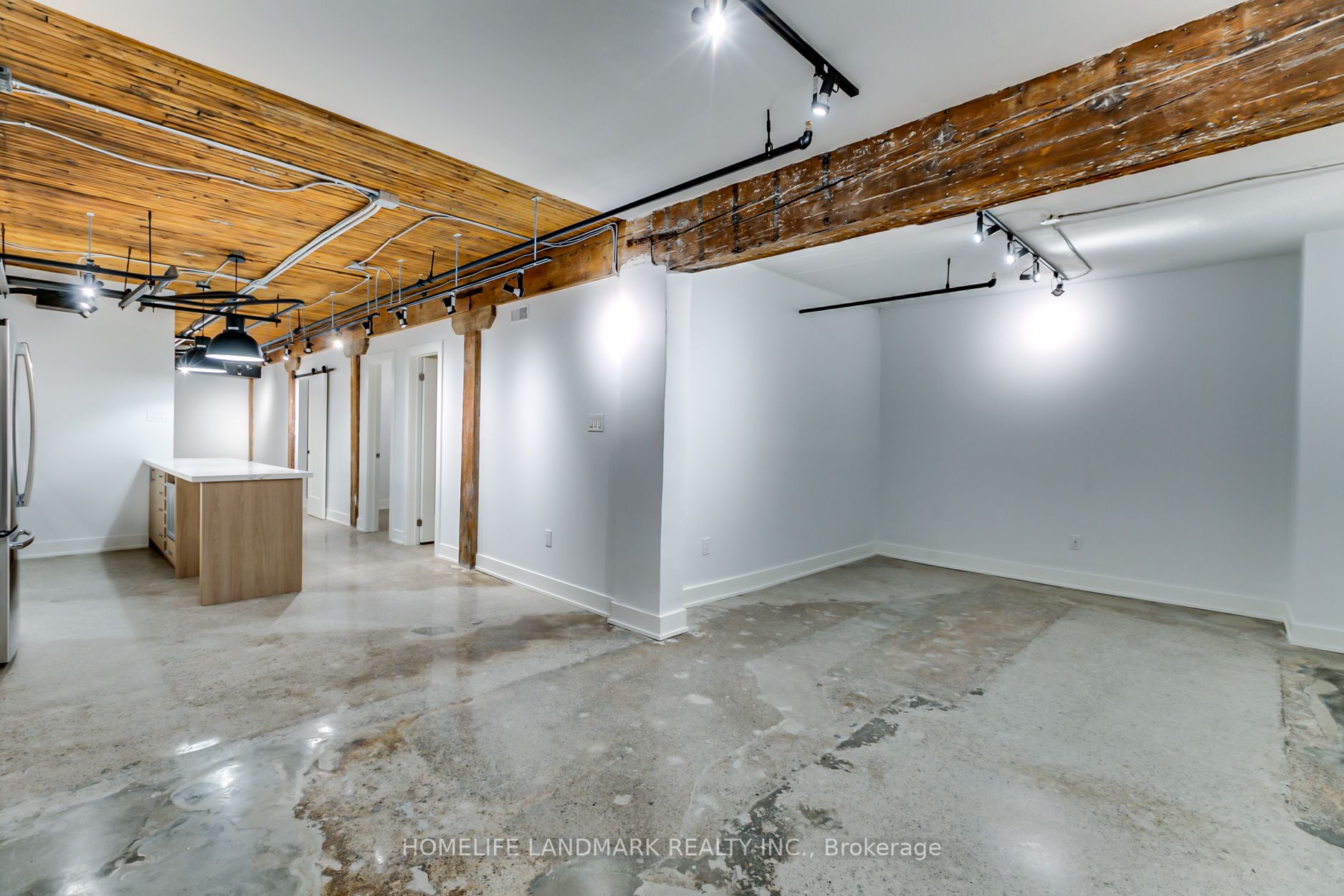 34 Noble St, #L102