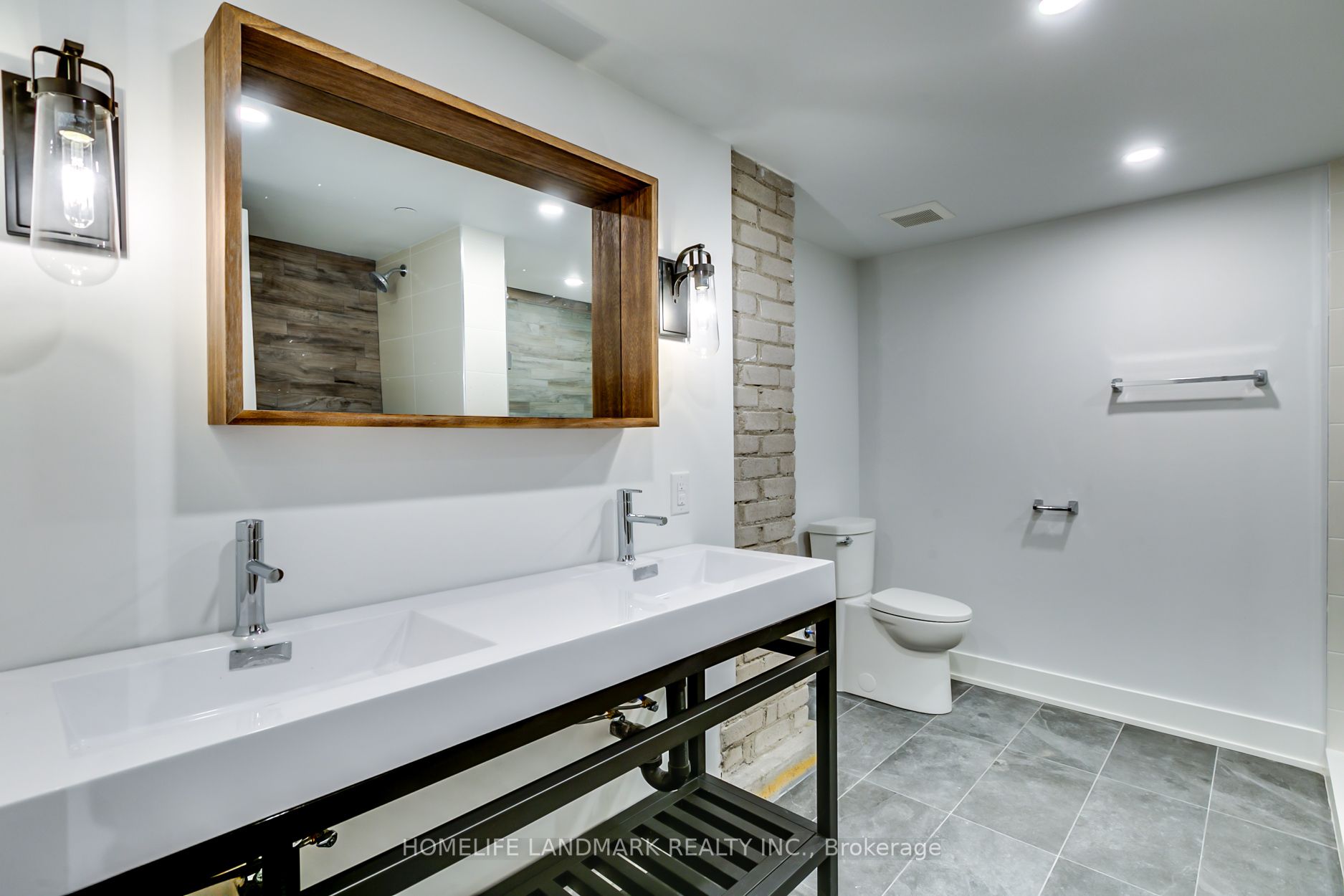 34 Noble St, #L102
