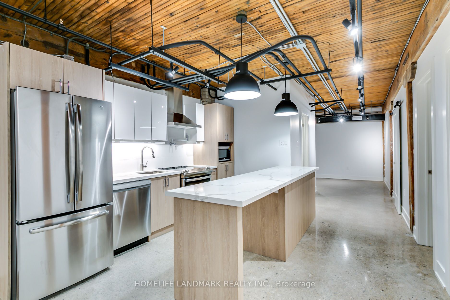 34 Noble St, #L102