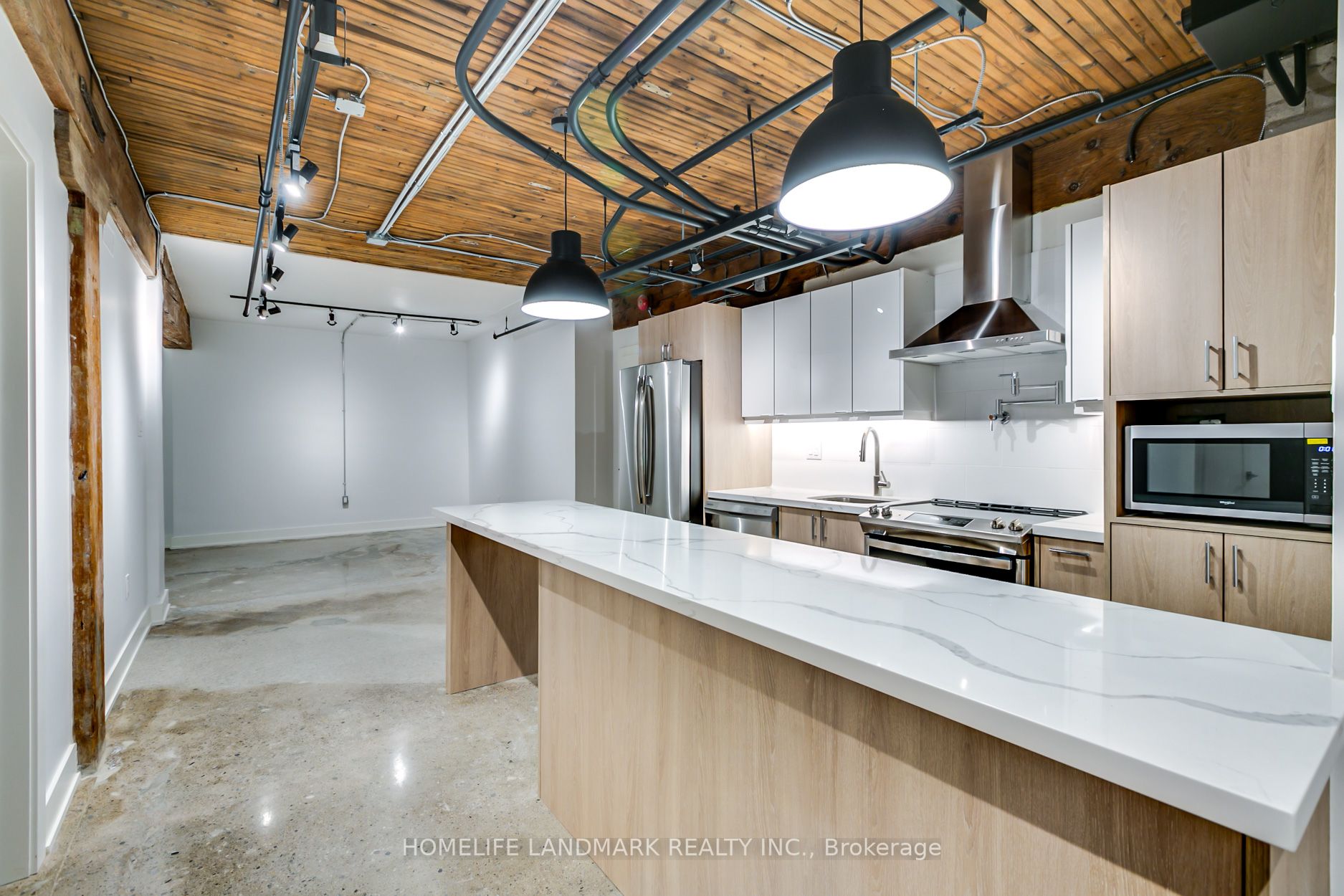 34 Noble St, #L102