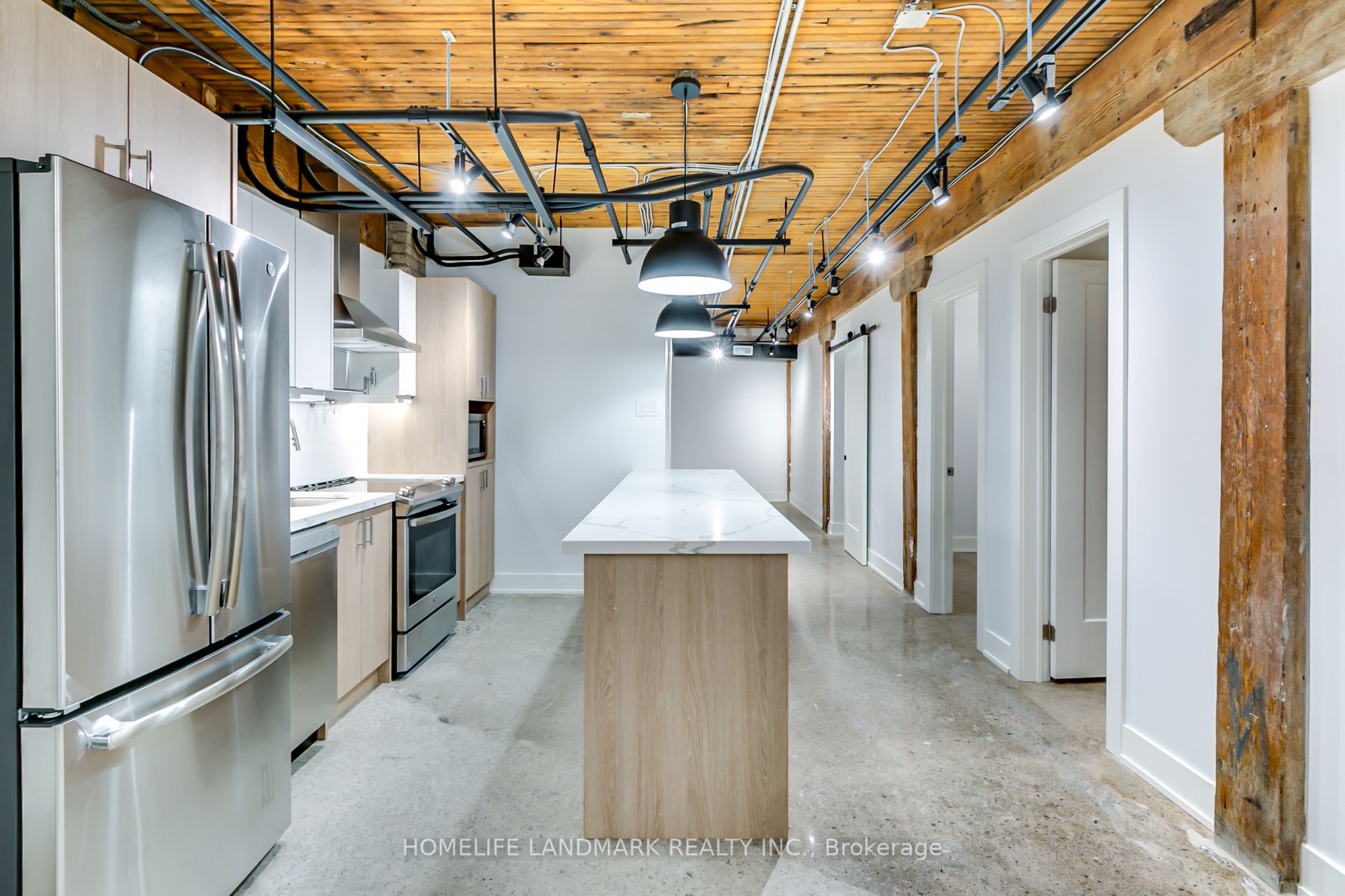 34 Noble St, #L102