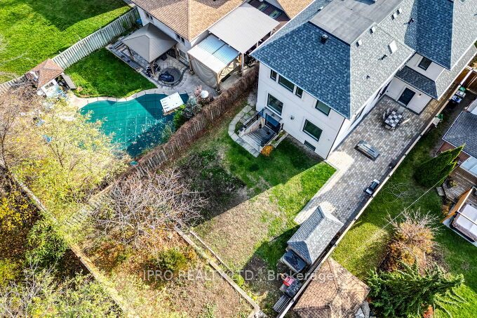 2682 Crystalburn Ave