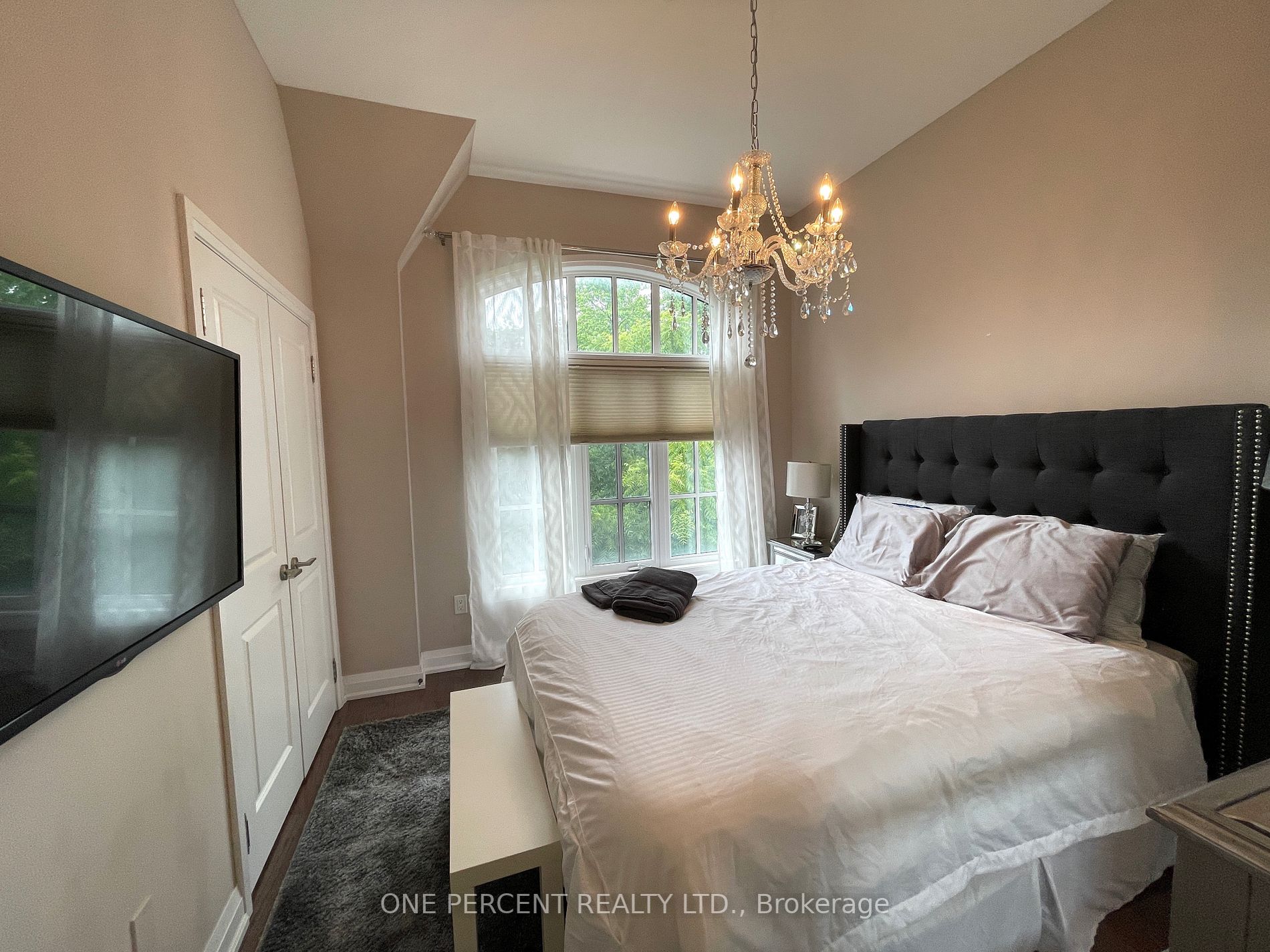 3077 Cawthra Road, #12