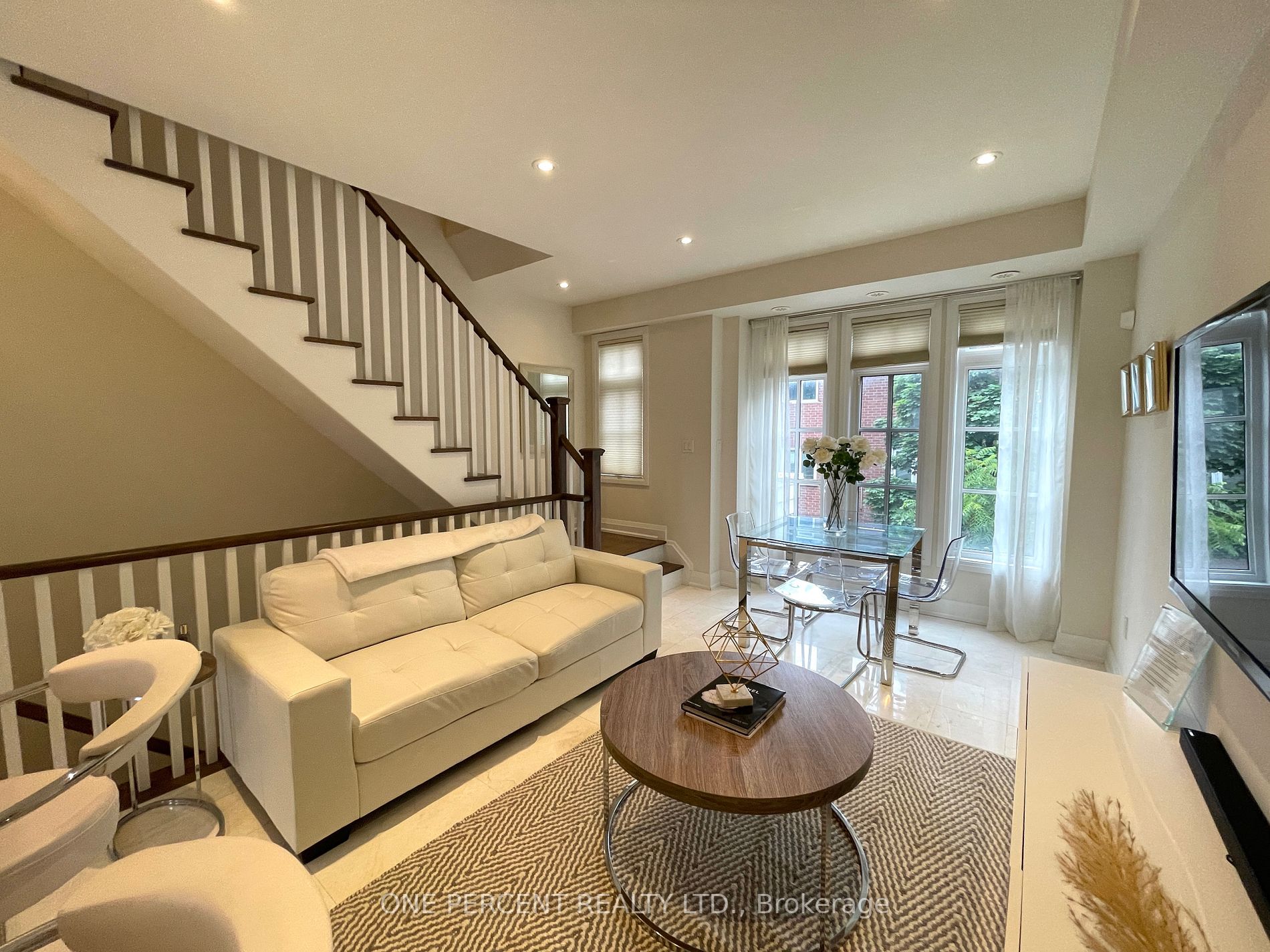 3077 Cawthra Road, #12