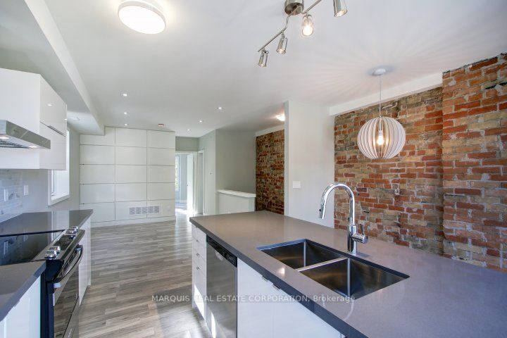 533 Runnymede Rd, #2