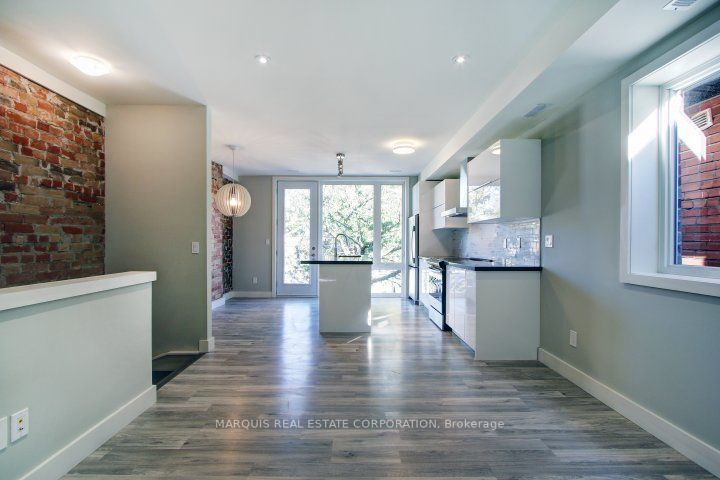 533 Runnymede Rd, #2