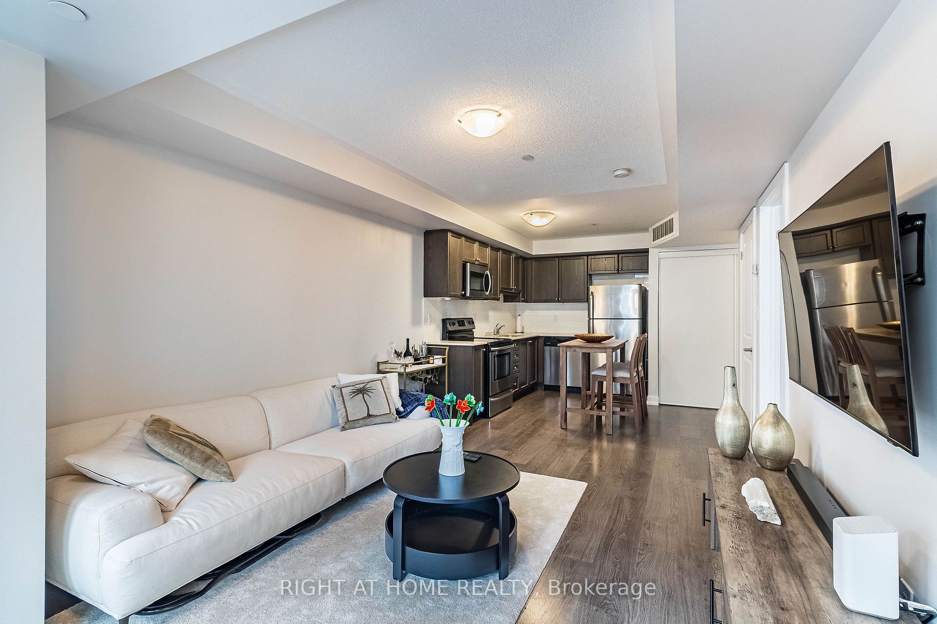 6 Drummond St, #306