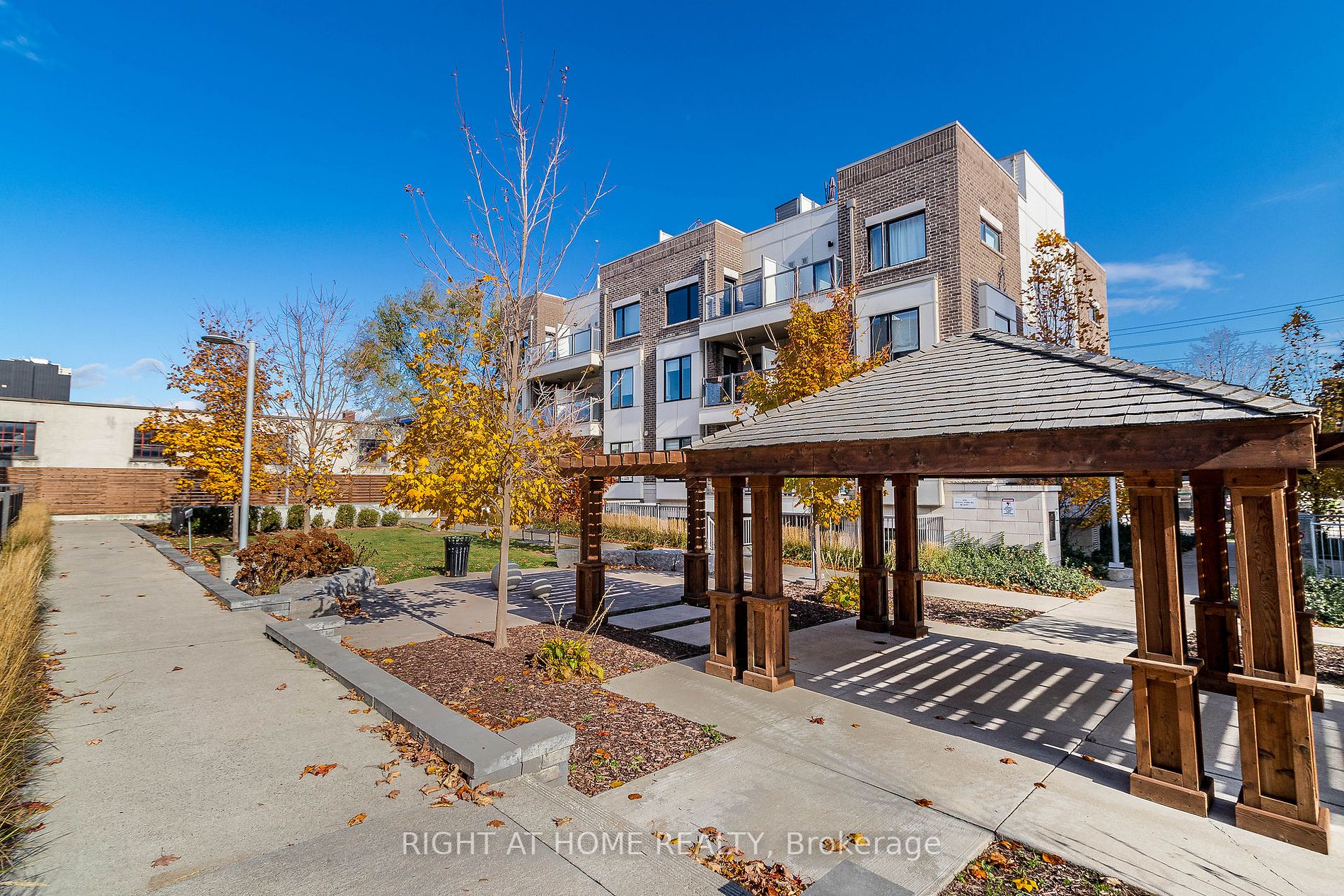6 Drummond St, #306