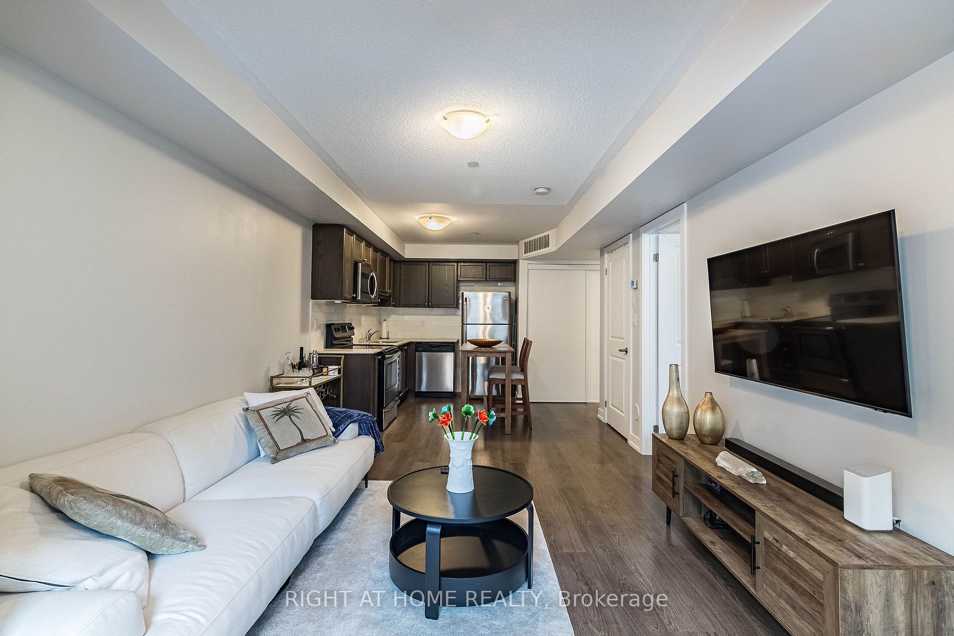 6 Drummond St, #306