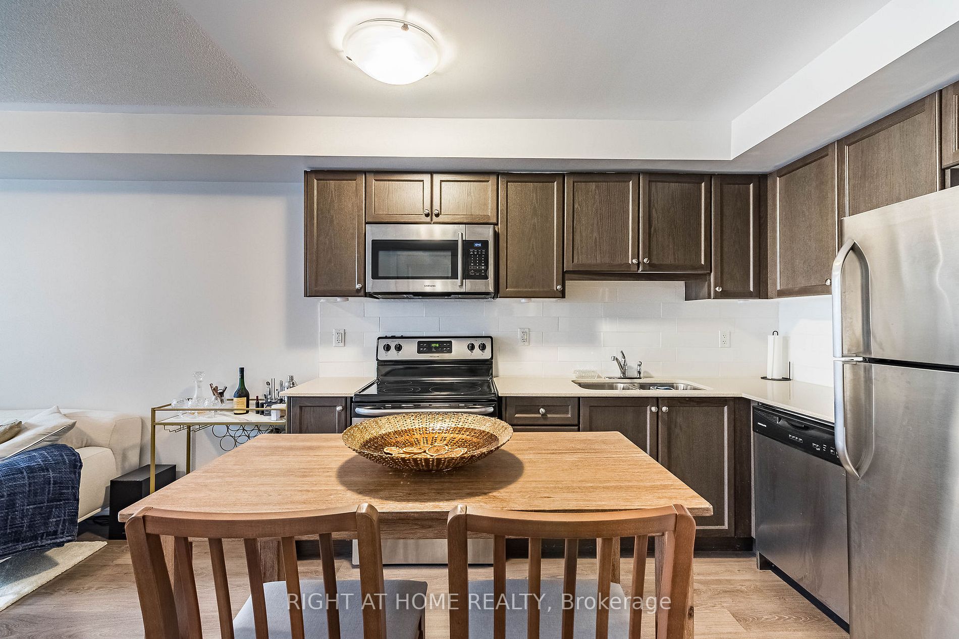 6 Drummond St, #306