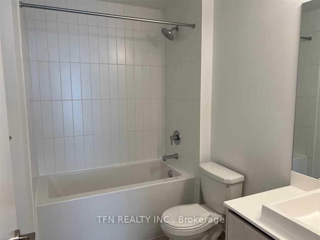 251 Manitoba Street, #109