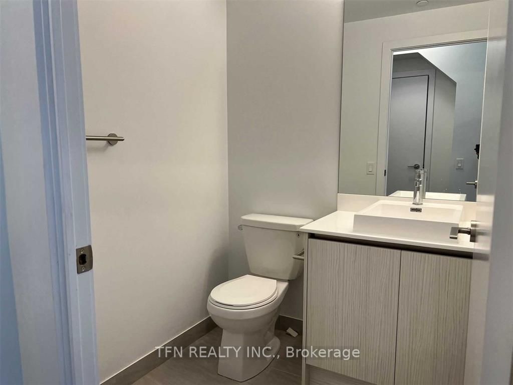251 Manitoba Street, #109