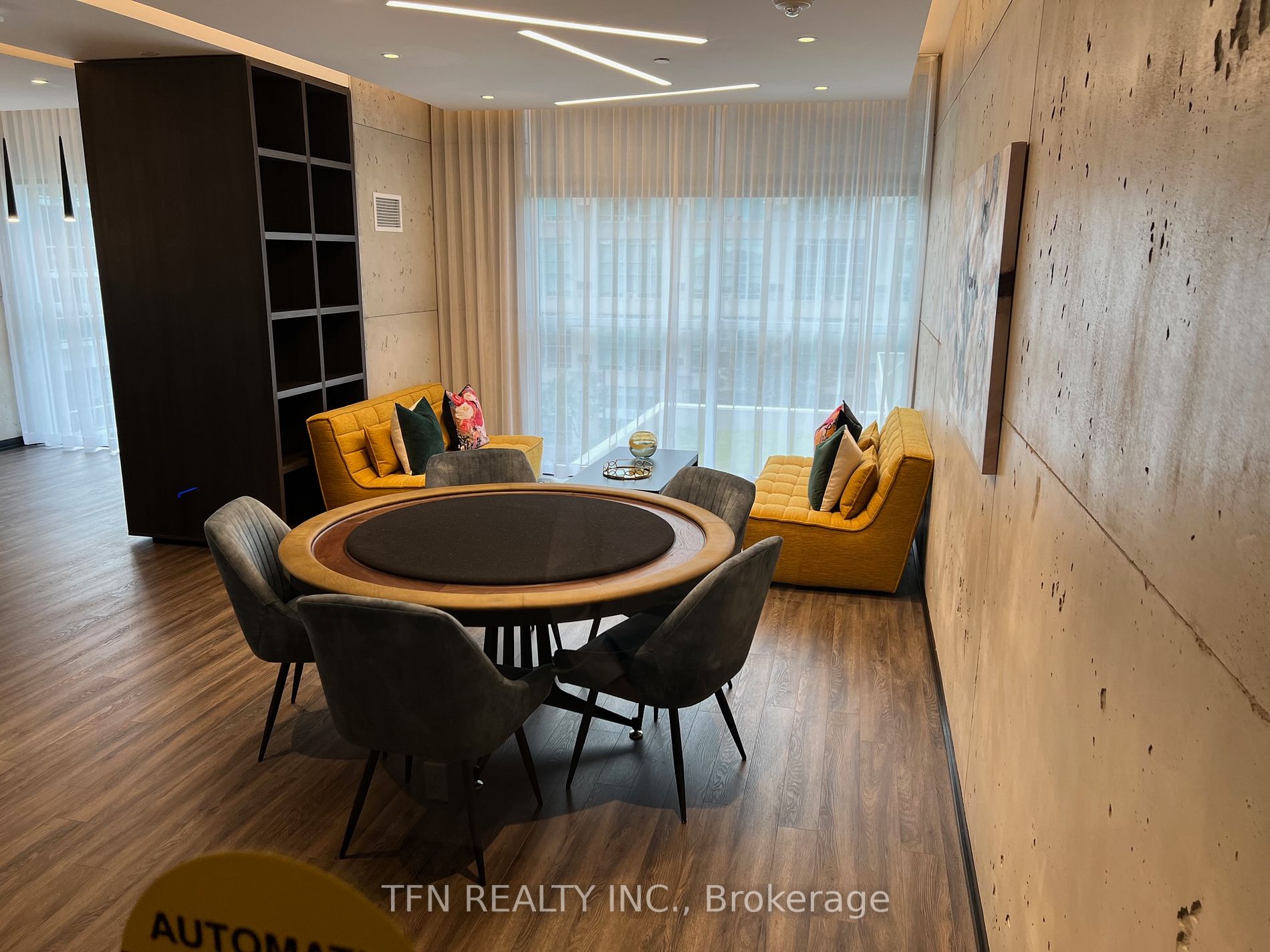 251 Manitoba Street, #109