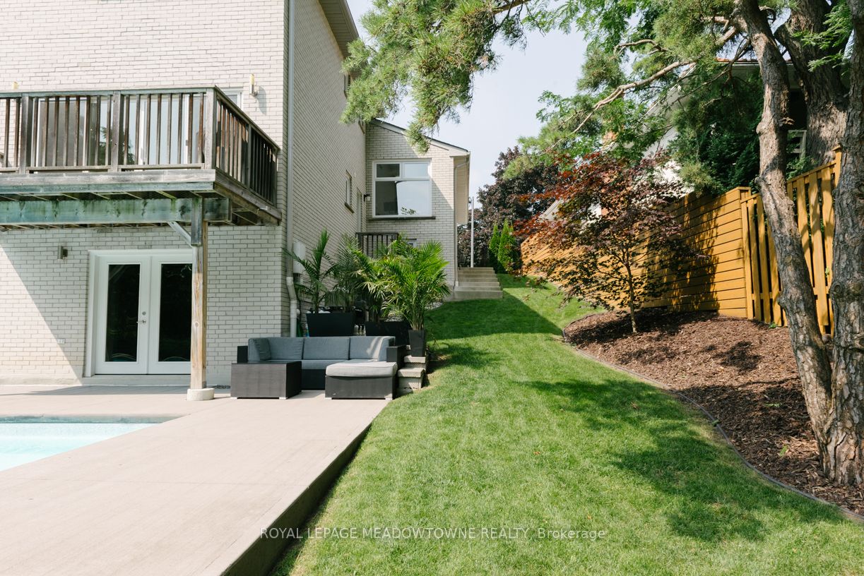 1298 Bramblewood Lane