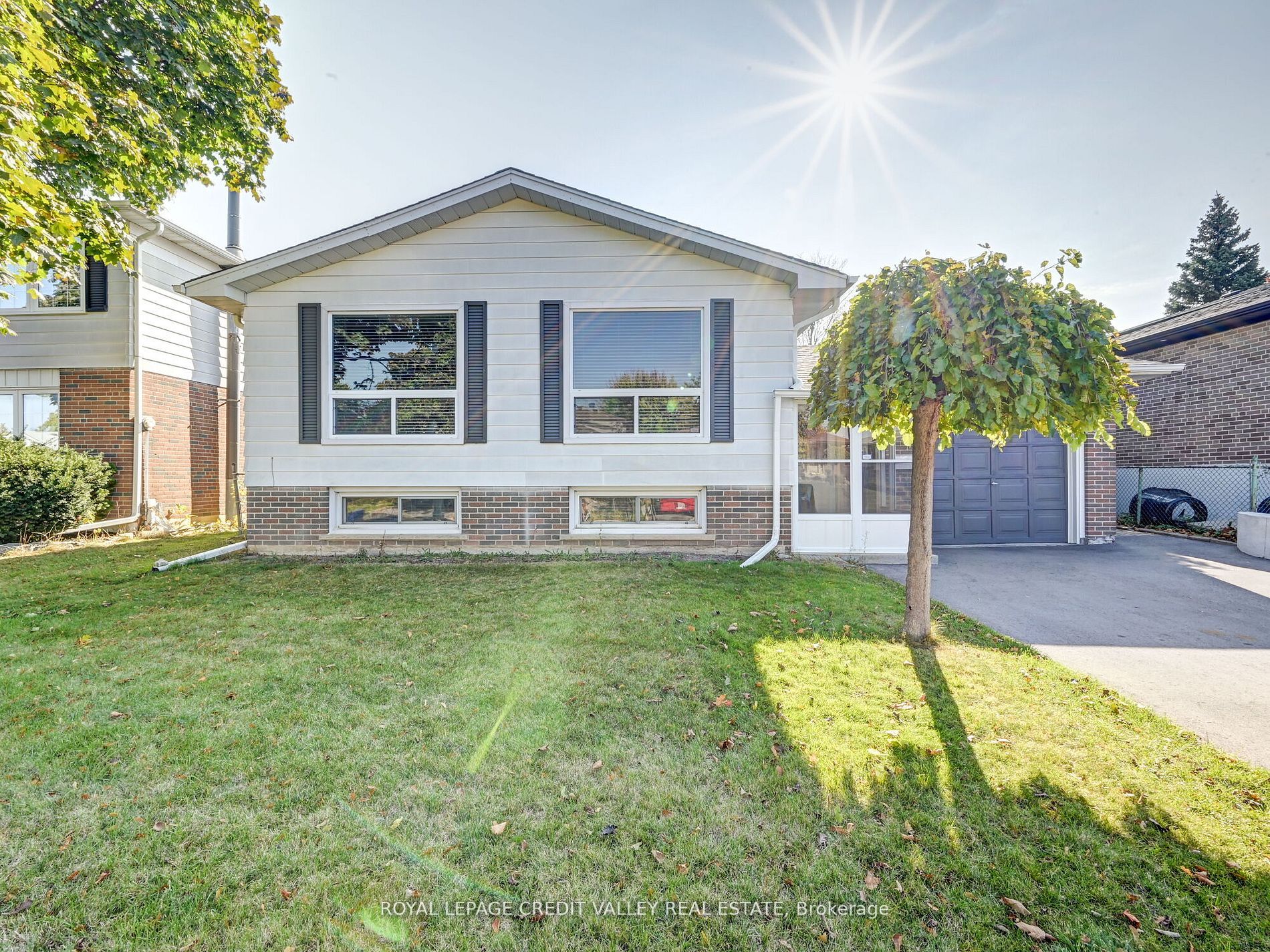 20 Terra Cotta Cres