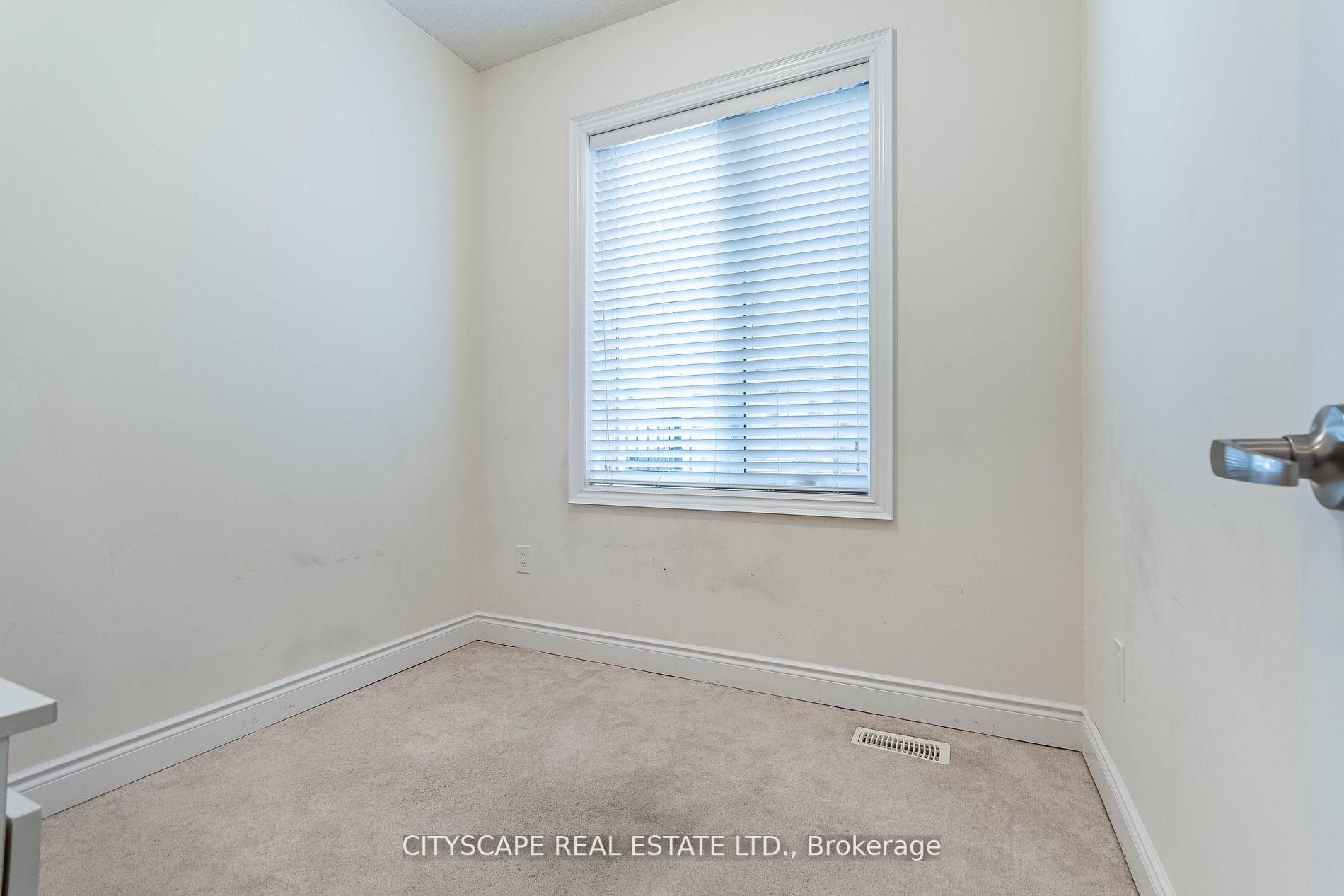 800 Glenbrook Ave
