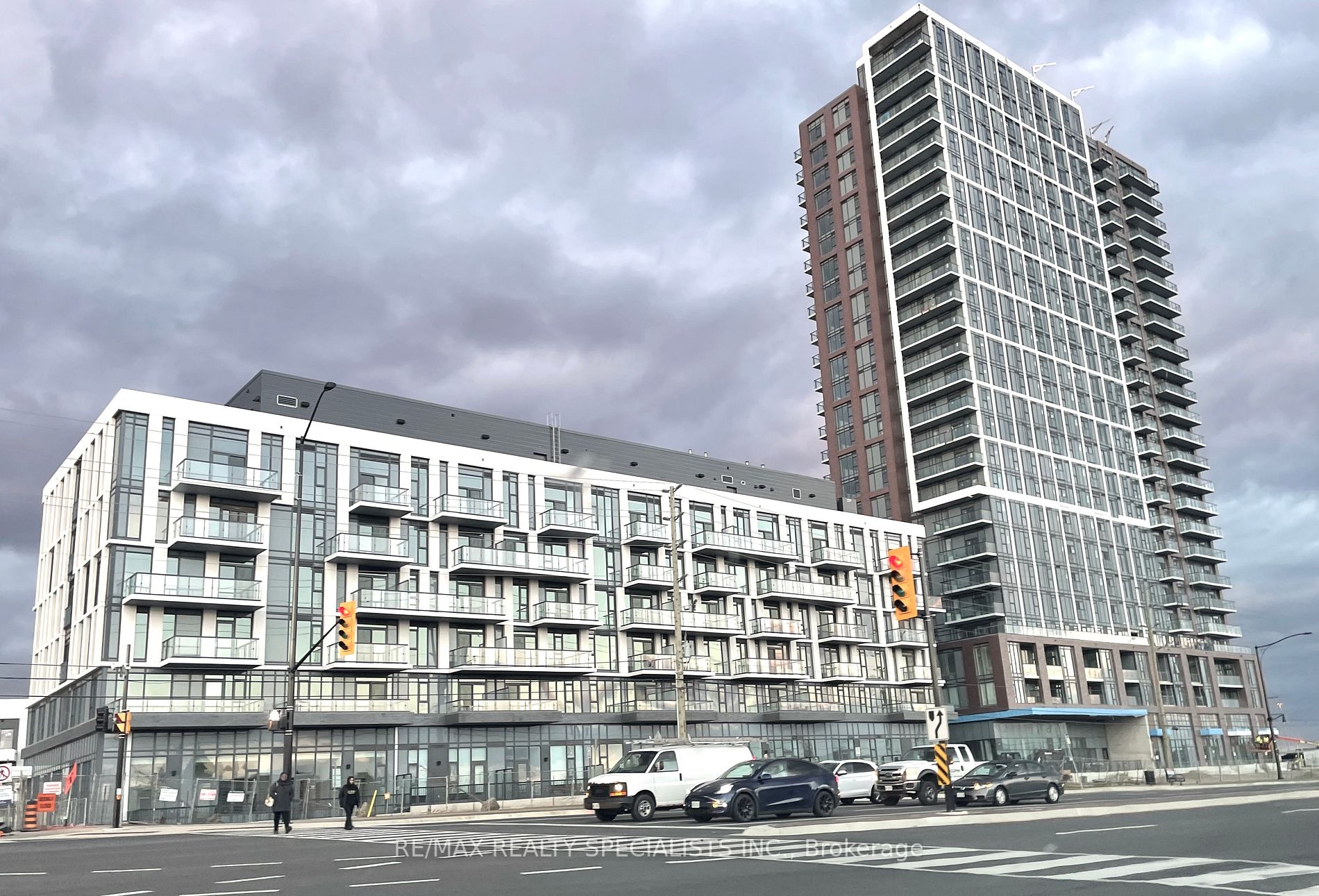 10 Lagerfeld Dr, #412