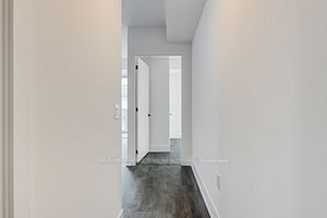 2450 Old Bronte Rd W, #318