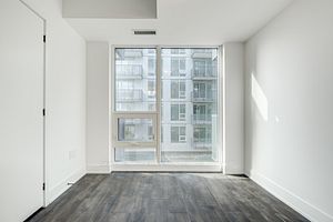 2450 Old Bronte Rd W, #318