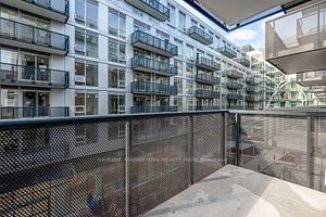 2450 Old Bronte Rd W, #318