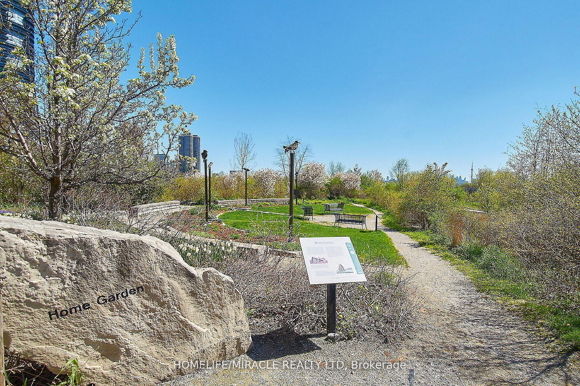 20 Shore Breeze Dr, #609