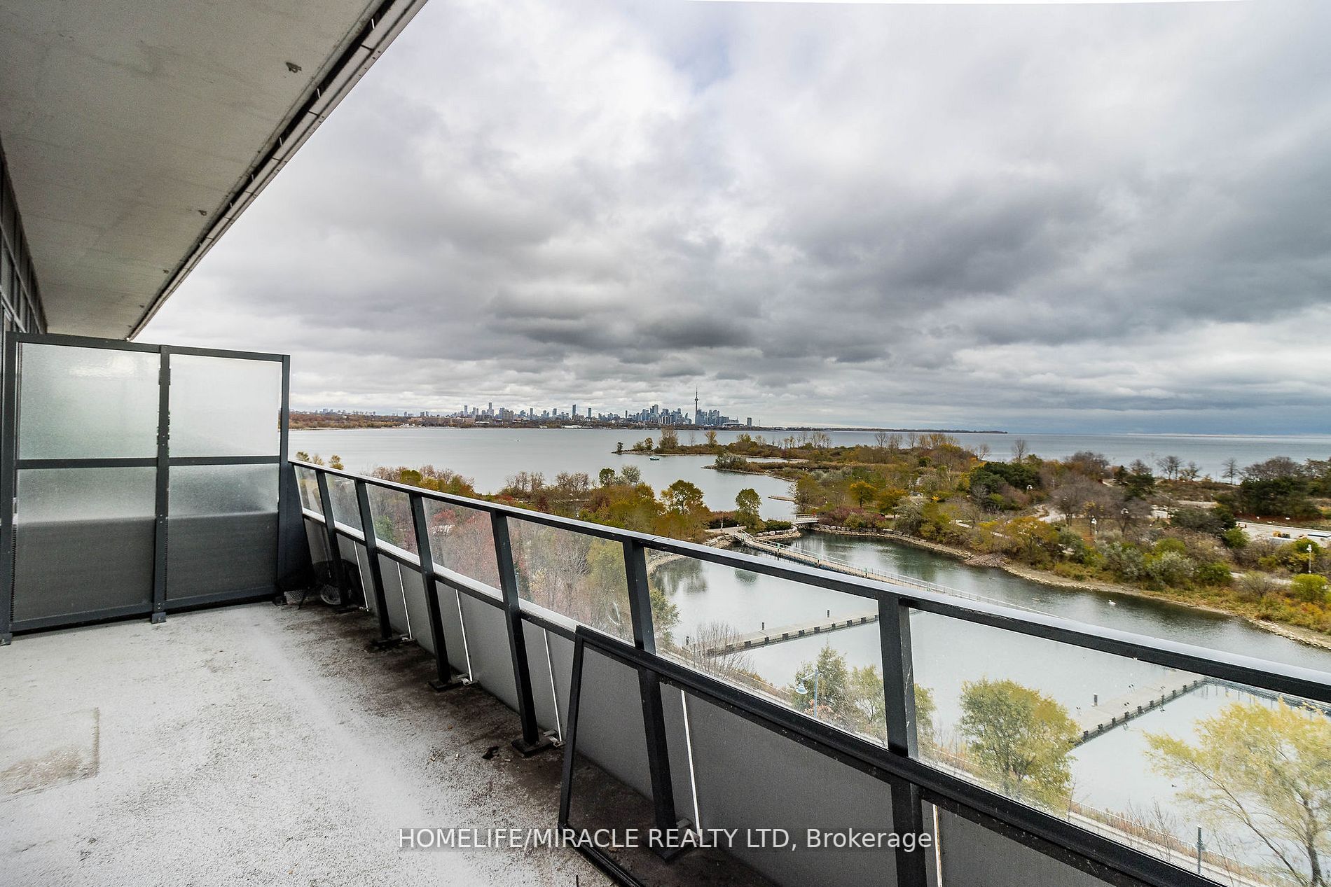 20 Shore Breeze Dr, #609