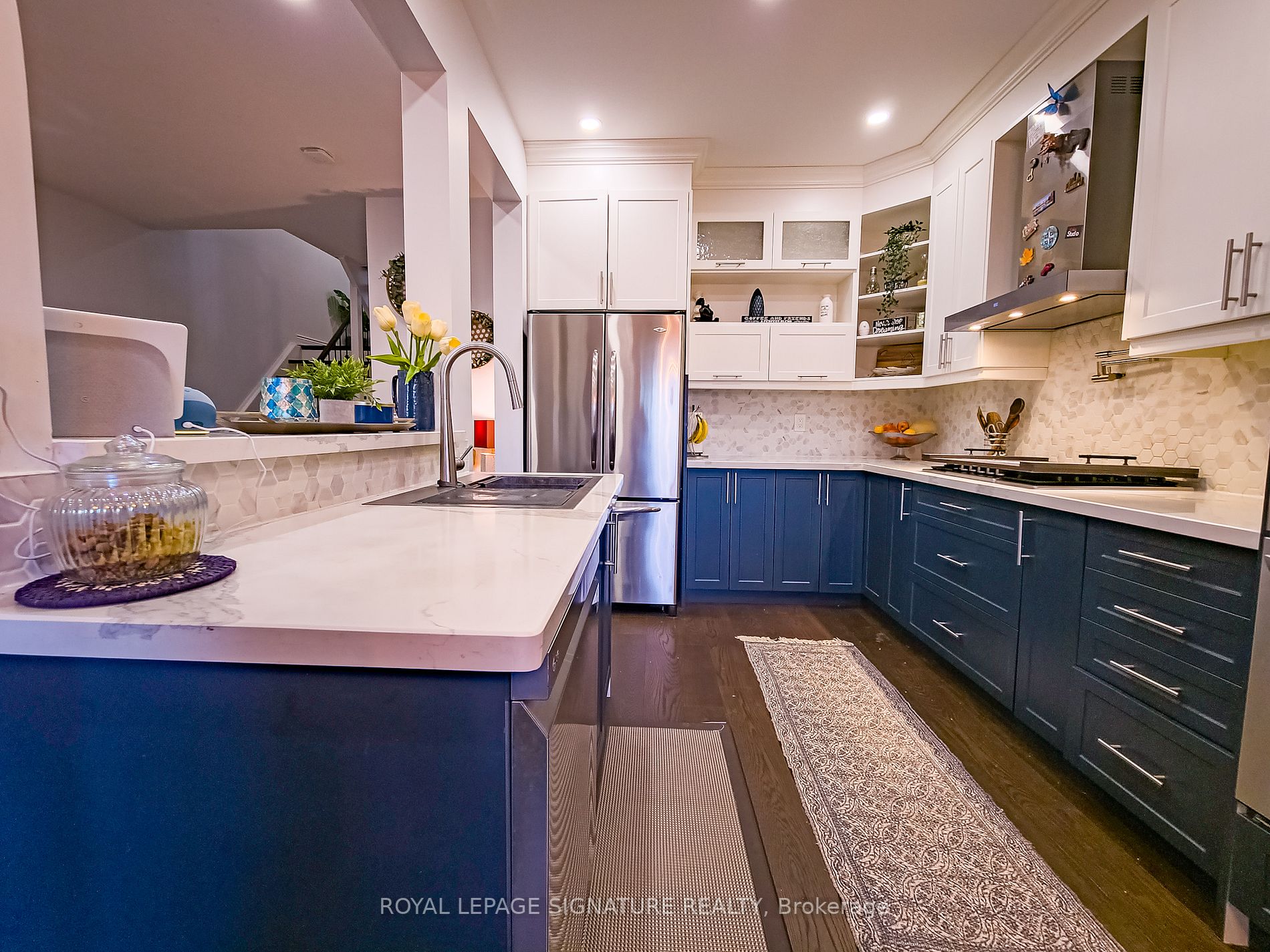 2229 Walkers Line, #28