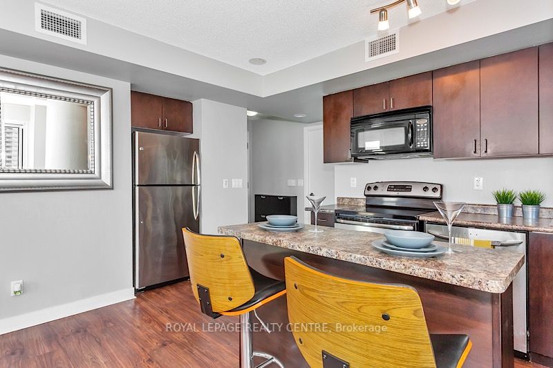 155 Legion Rd N, #1803