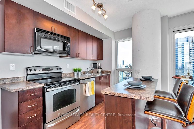 155 Legion Rd N, #1803