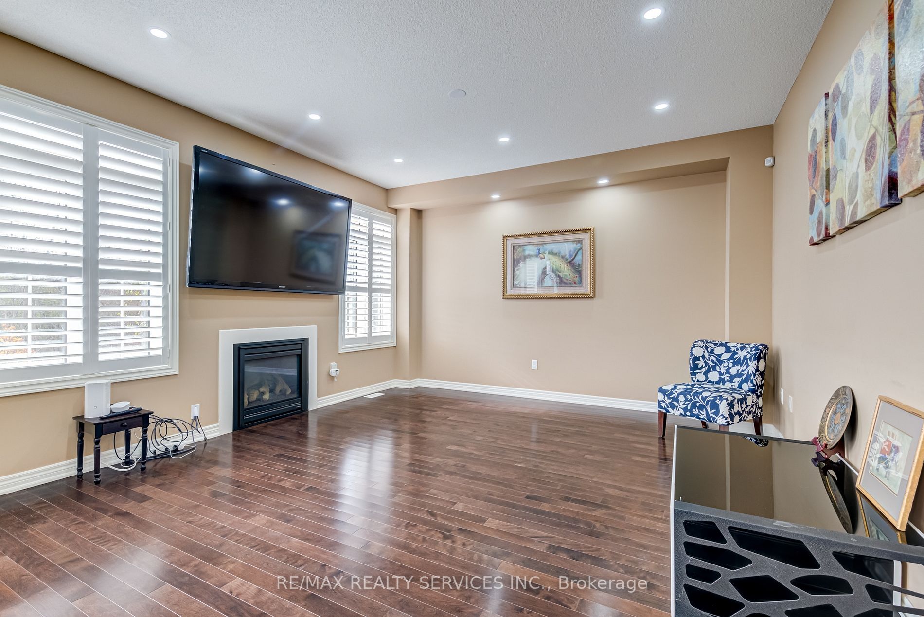 203 Allegro Dr