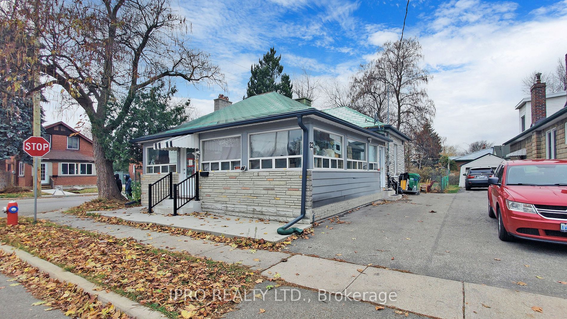 22 Jessie St