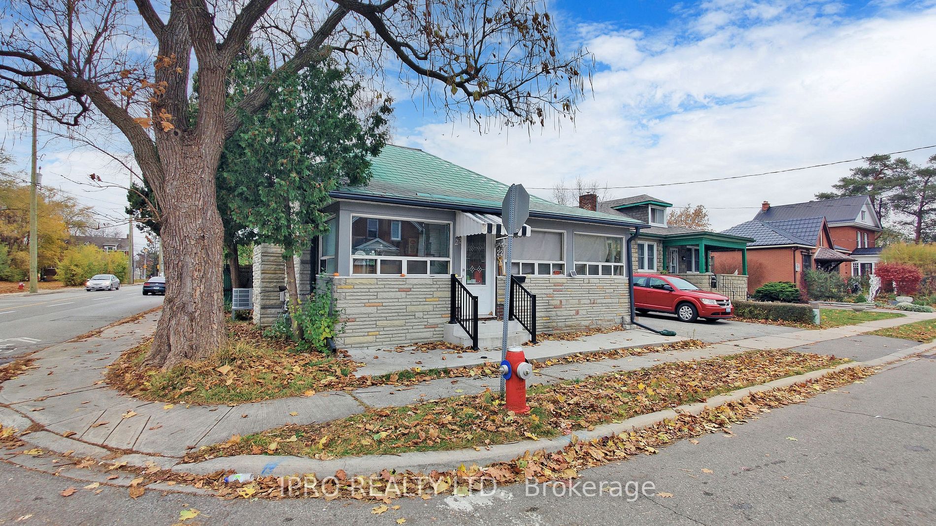 22 Jessie St